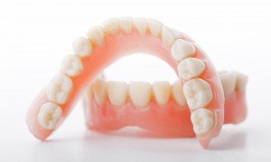 Съемные зубные протезы в стоматологии