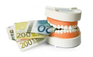 Всегда ли нужно выбирать современную имплантацию зубов?